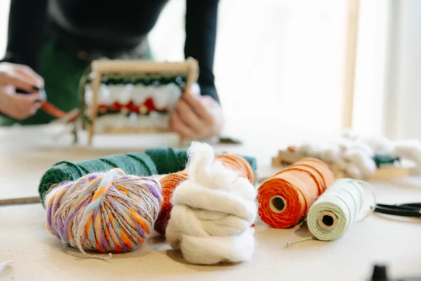 Initiez-vous au tissage contemporain – Image 5