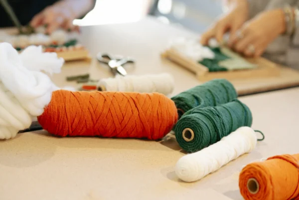 Initiez-vous au tissage contemporain – Image 9